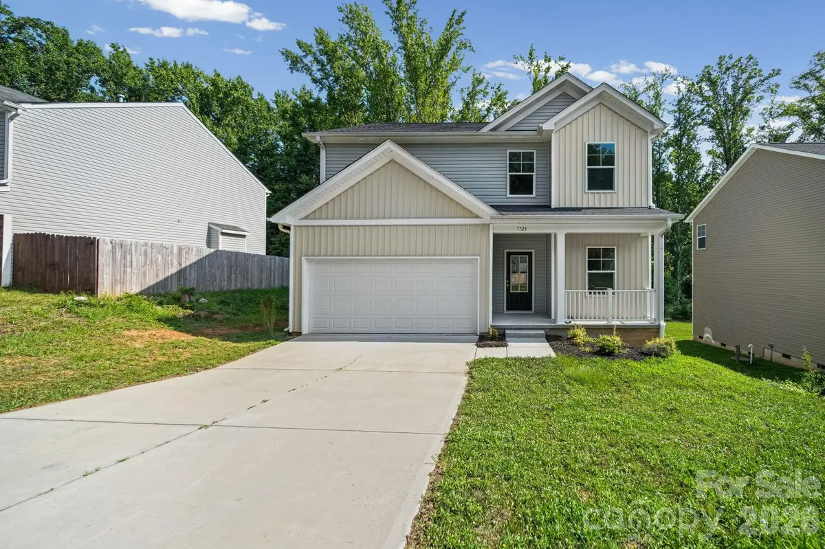 7725 E Lane DR, Charlotte, NC 28212