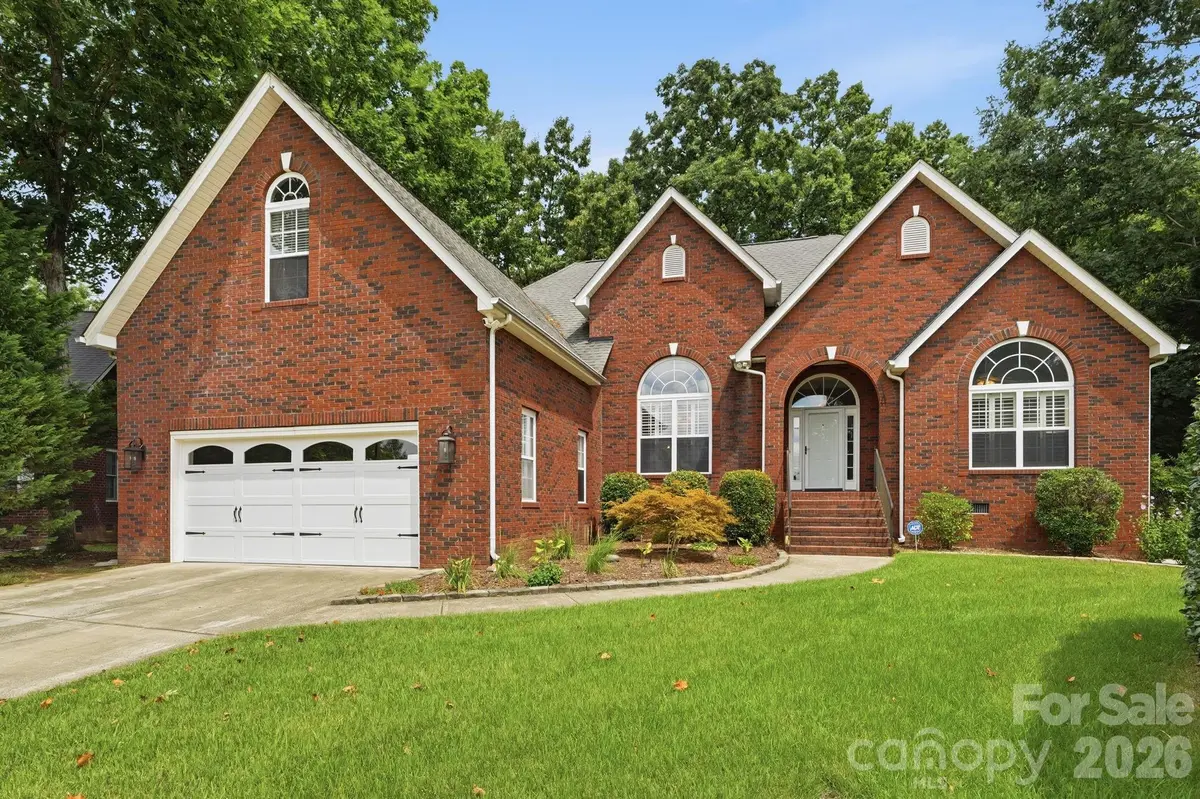 1366 Crown Ridge DR, Fort Mill, SC 29708