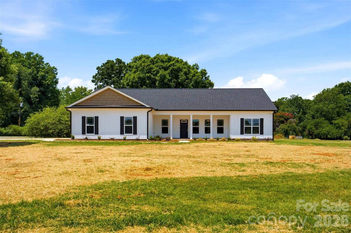 4489 Taylorsville Hwy HWY, Statesville, NC 28625