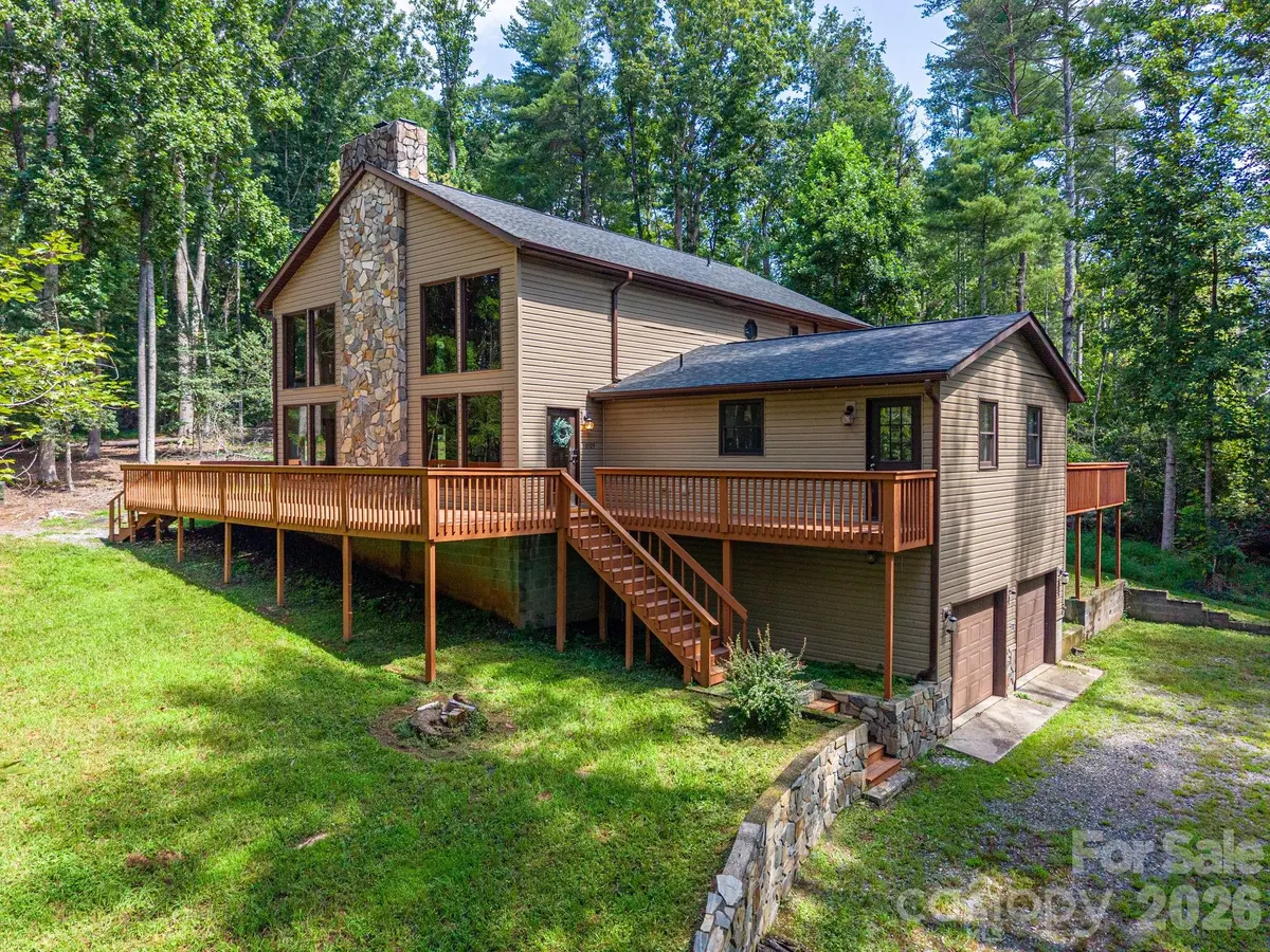 2525 Big Horn DR, Morganton, NC 28655