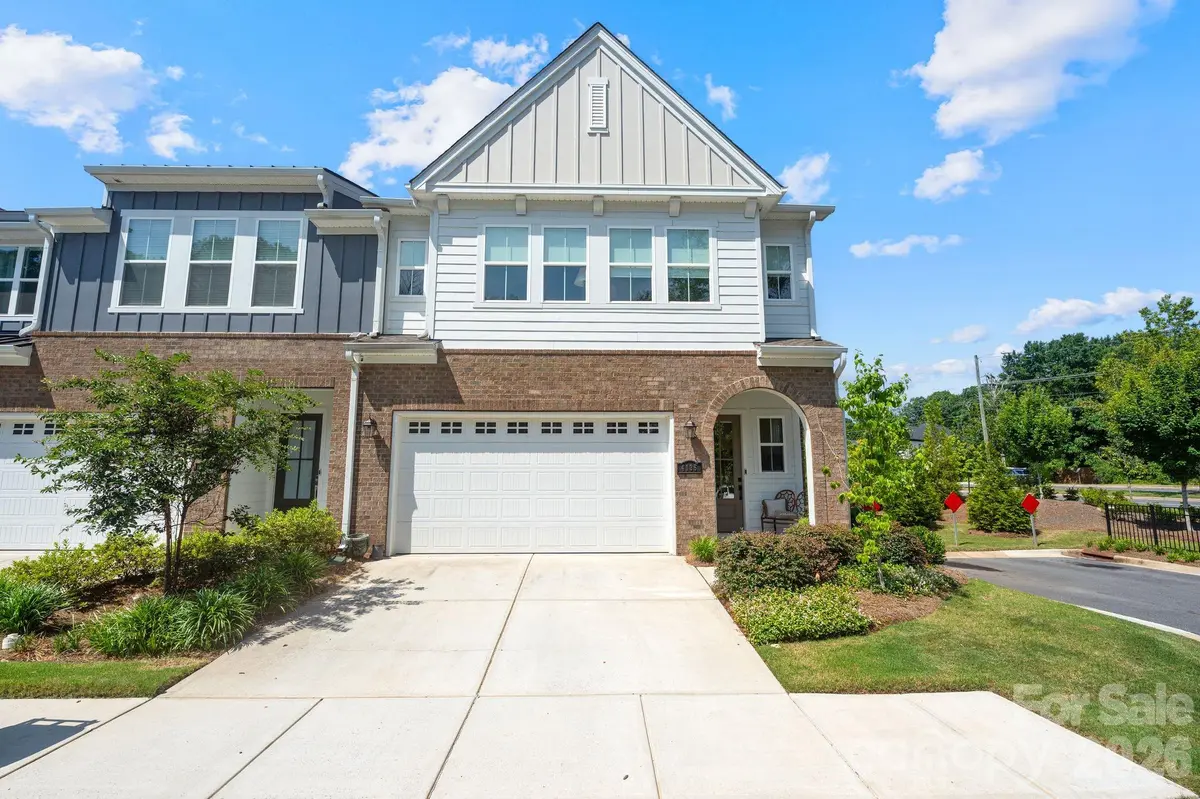 4135 Merkland LN, Charlotte, NC 28226