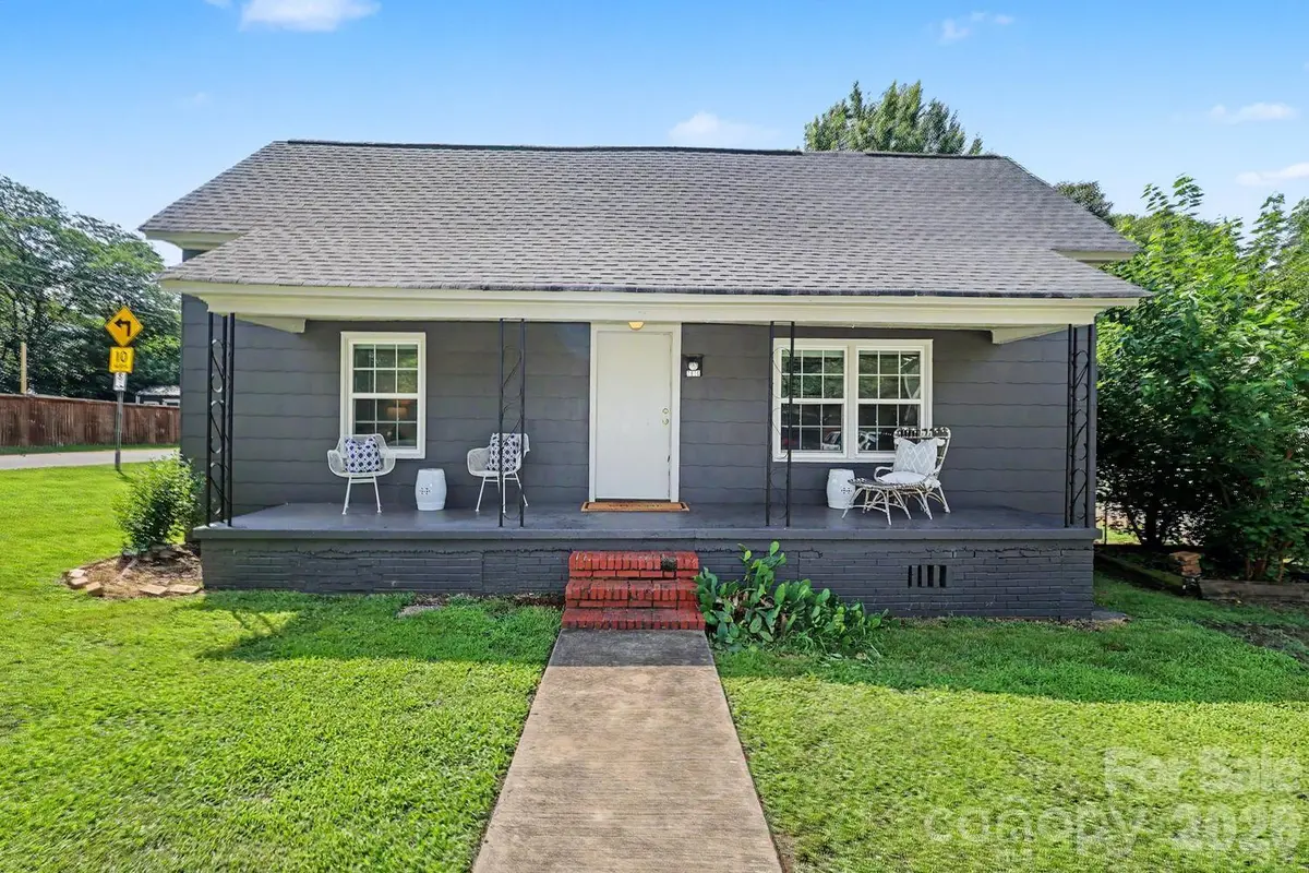 2816 Yadkin AVE, Charlotte, NC 28205