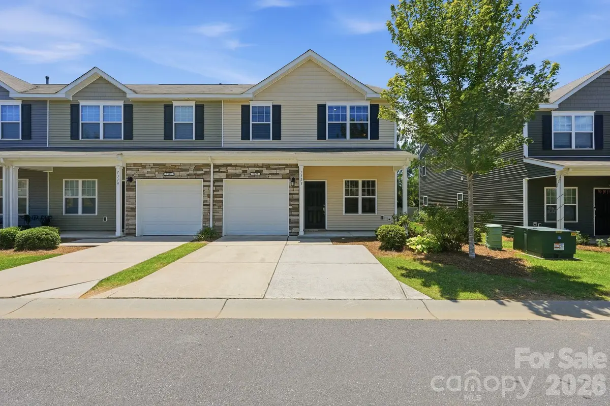 7323 Jane Parks WAY, Charlotte, NC 28217