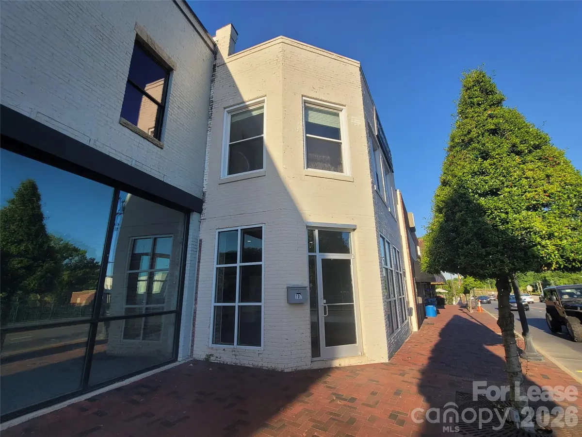 109 E Charlotte AVE, Mount Holly, NC 28120