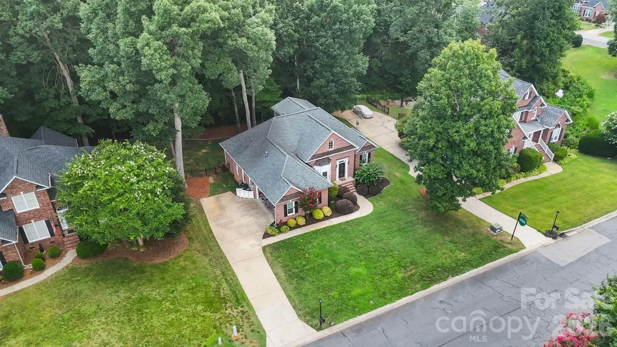 4437 Shannamara DR, Matthews, NC 28104