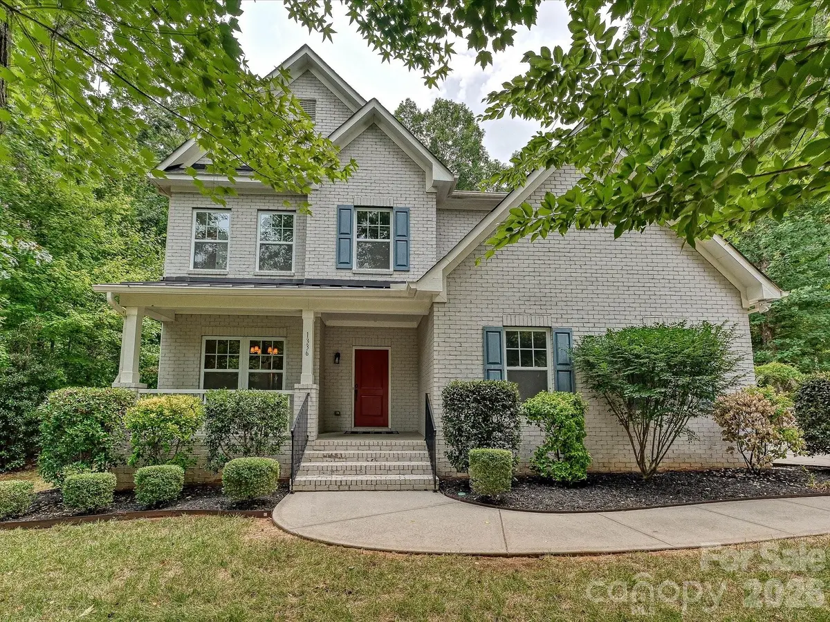 1336 Huntcliff DR, Waxhaw, NC 28173