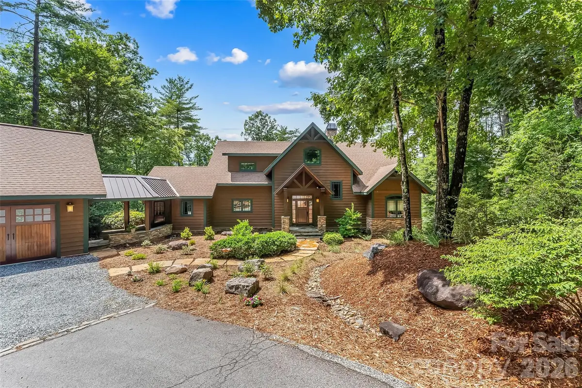 1814 Yellow Fork TRL E, Nebo, NC 28761