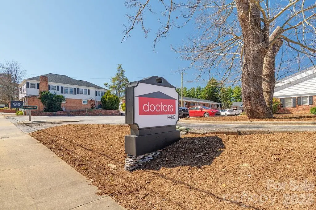 5G2 Doctors PARK #G2, Asheville, NC 28801