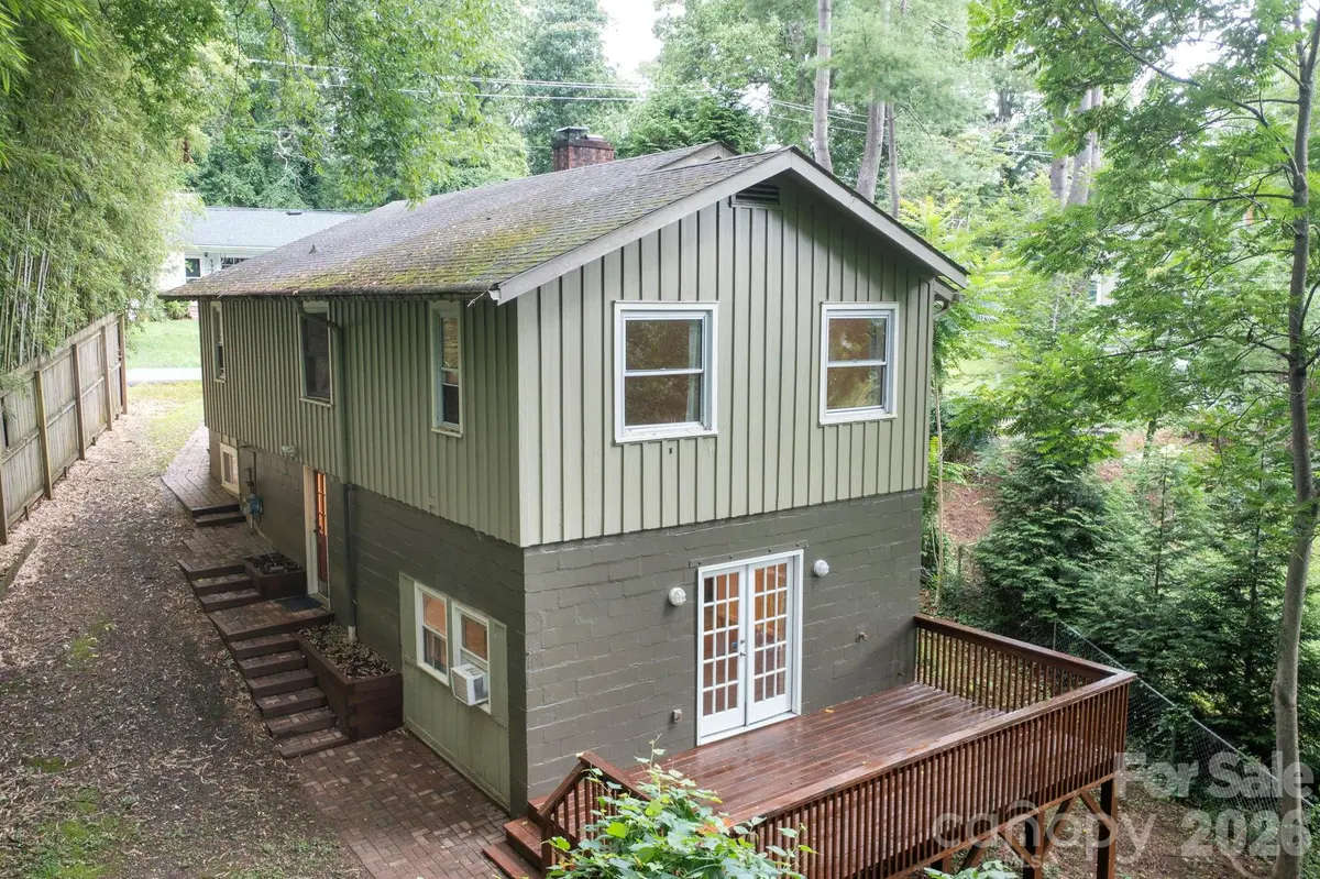 176 Chiles AVE, Asheville, NC 28803