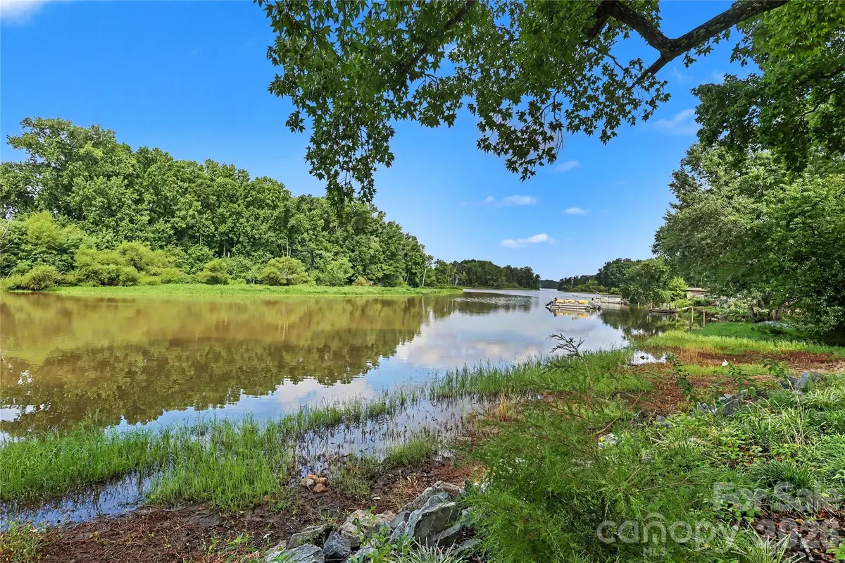 294 Riverview BLVD, Lexington, NC 27292