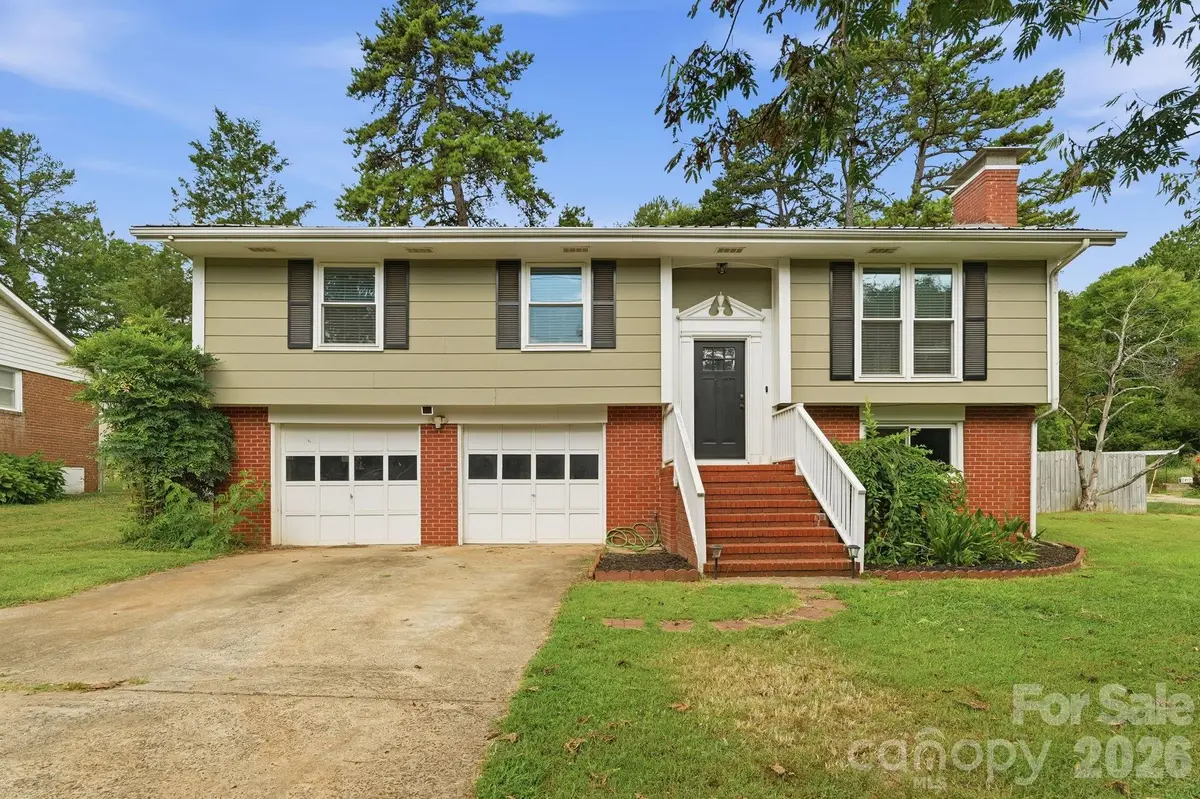 2080 South Point RD, Belmont, NC 28012