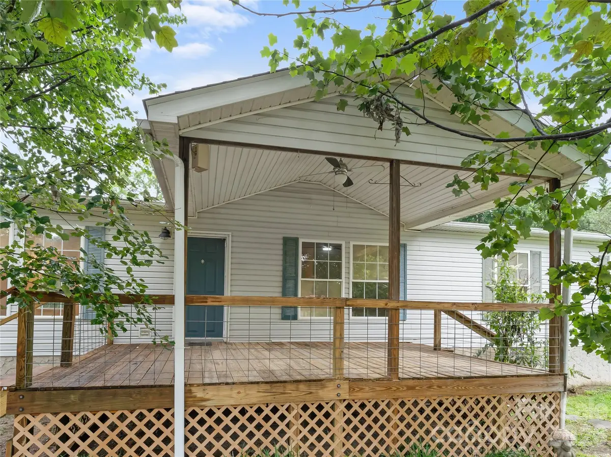 398 Staton RD, Flat Rock, NC 28731