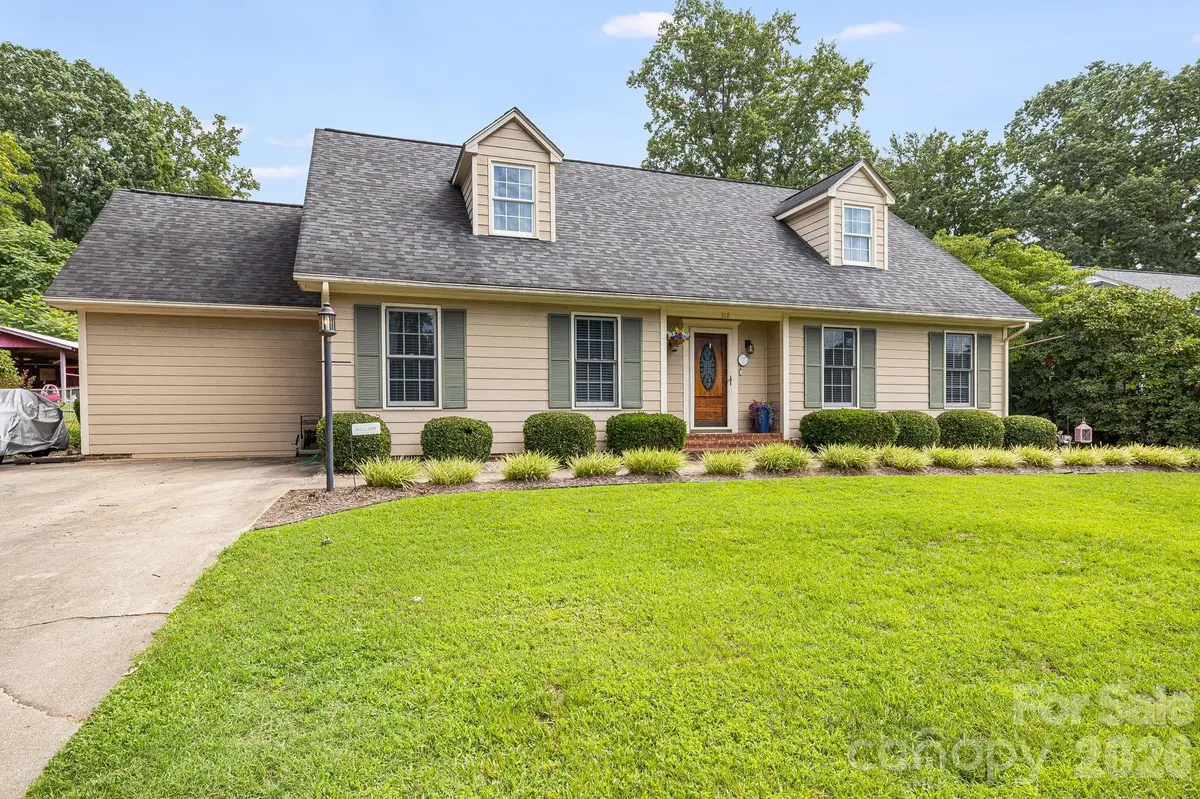 318 Sharon AVE NW, Lenoir, NC 28645