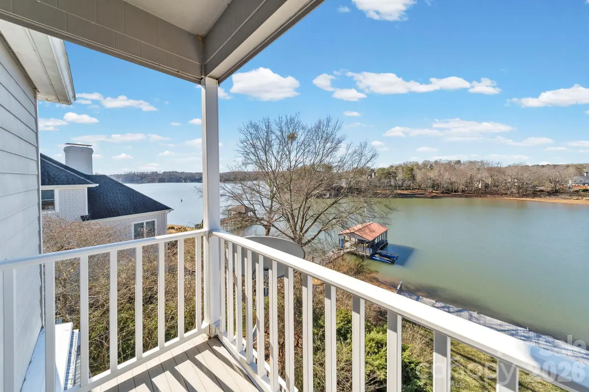 529 Catspaw RD, Statesville, NC 28677