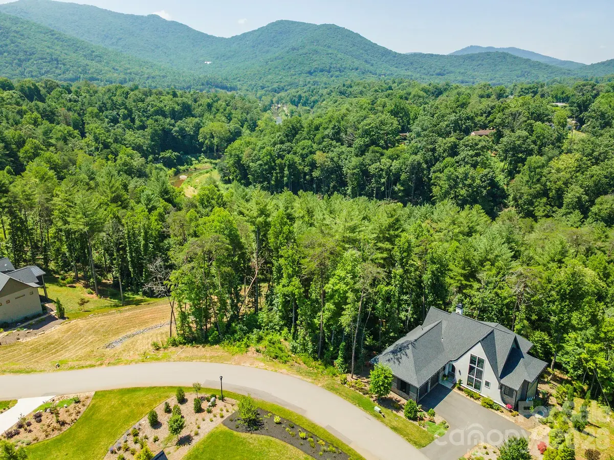 149 Riverbend Forest DR #6, Asheville, NC 28805