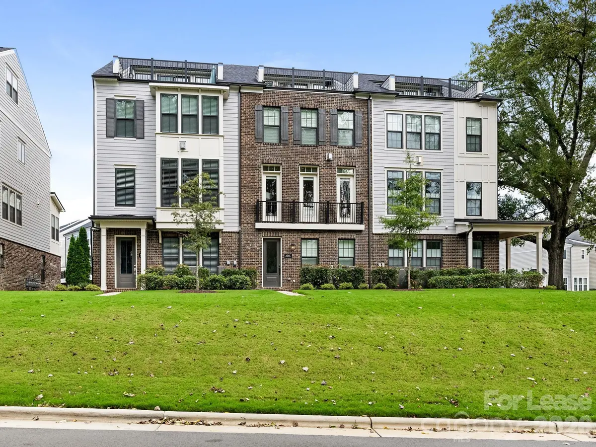 2555 Deacon AVE, Charlotte, NC 28204