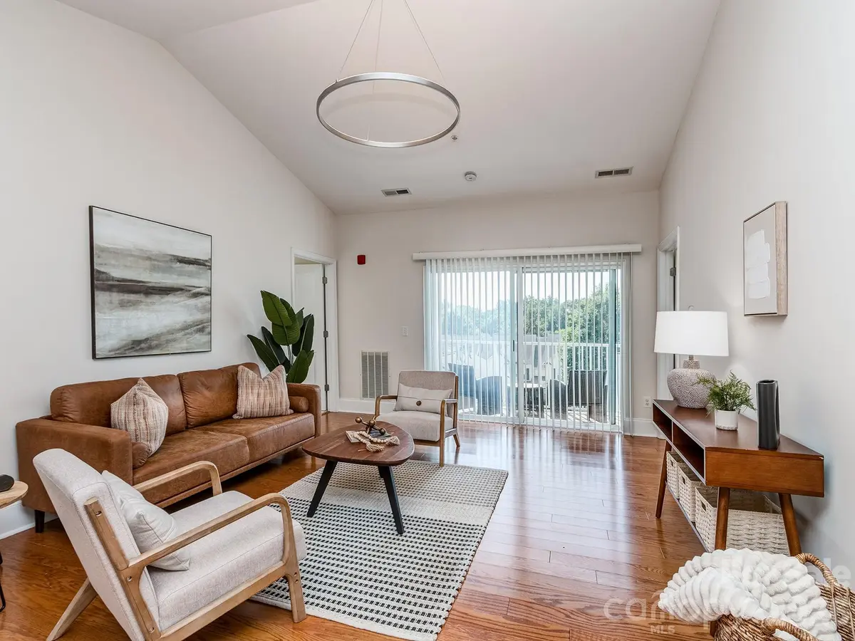 6605 Central Pacific AVE #403, Charlotte, NC 28210
