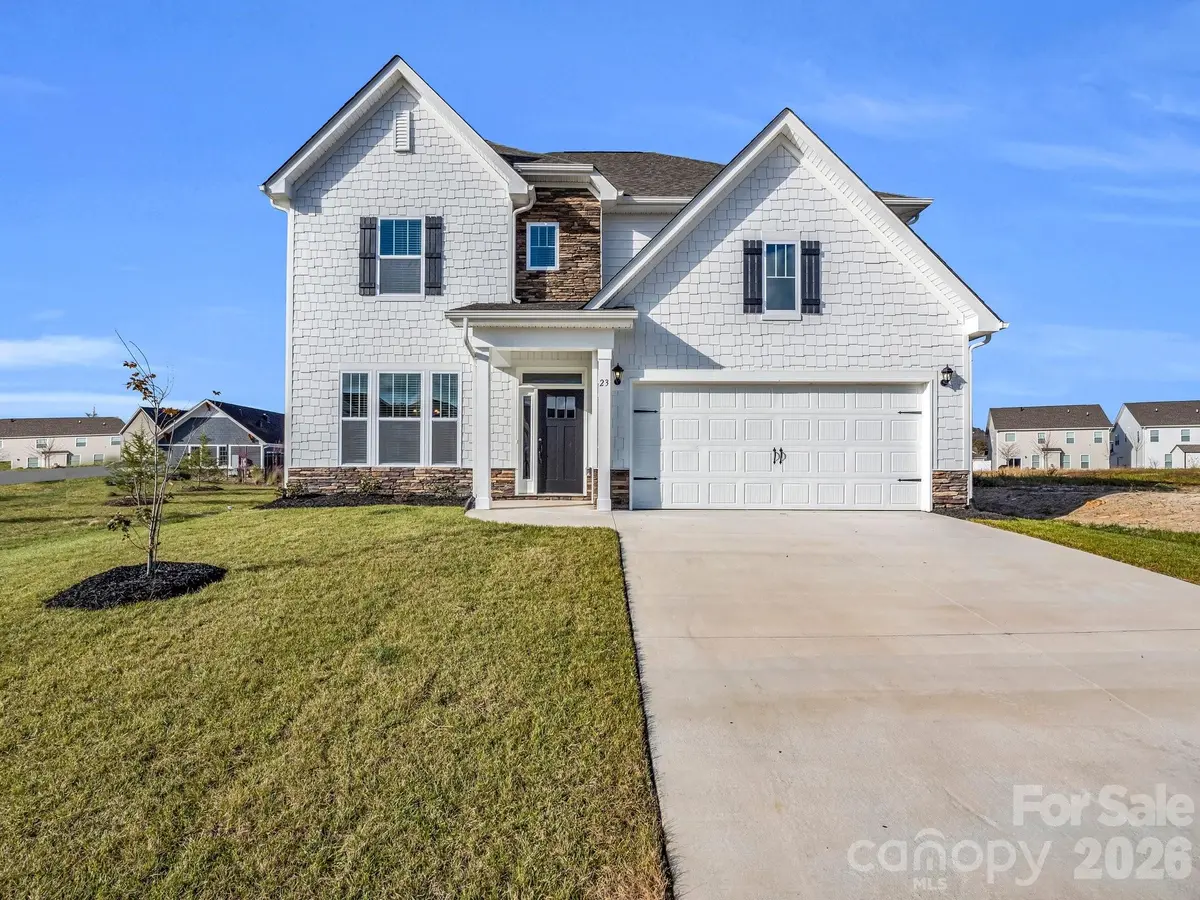 23 Silverthorne CT, Hendersonville, NC 28792