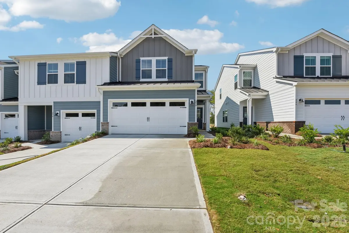 9004 Foggy Brook LOOP, Charlotte, NC 28216