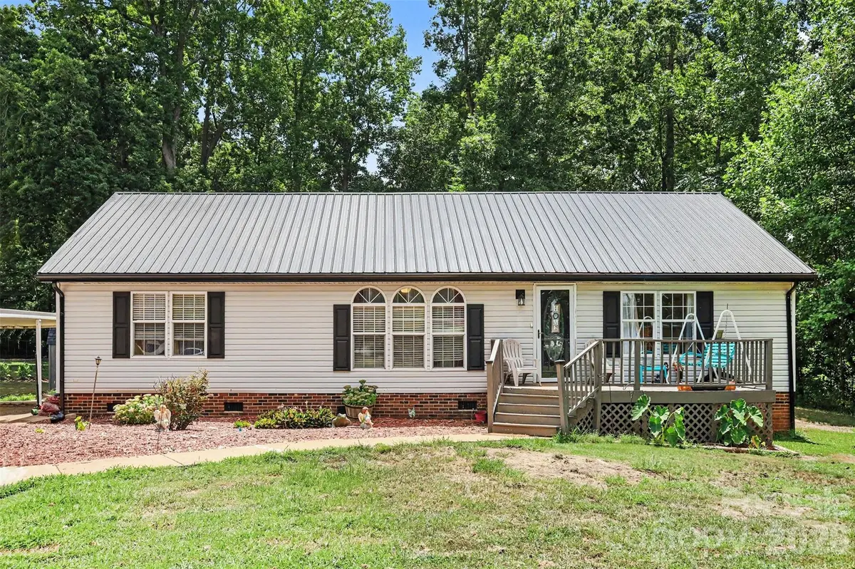 1756 Martin RD, Kings Mountain, NC 28086