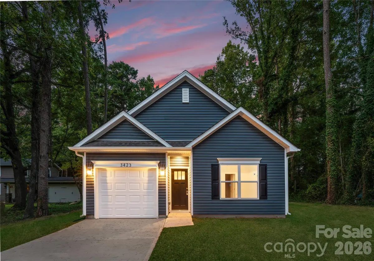 571 Johns LN, Gastonia, NC 28052