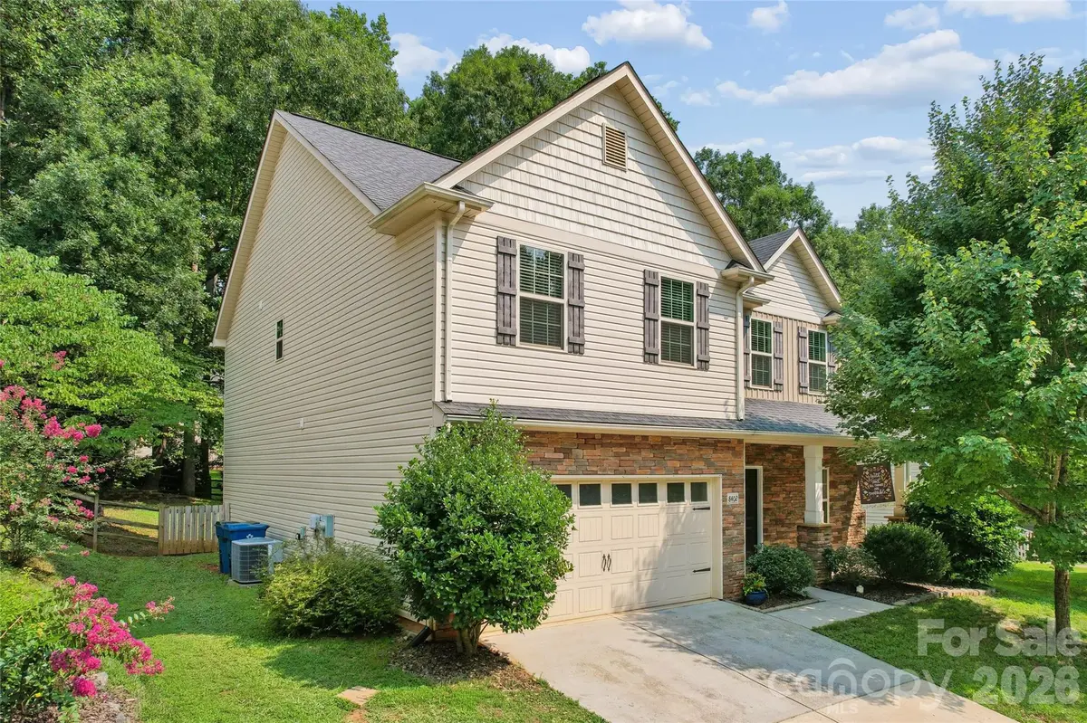 8402 Bampton DR, Concord, NC 28027