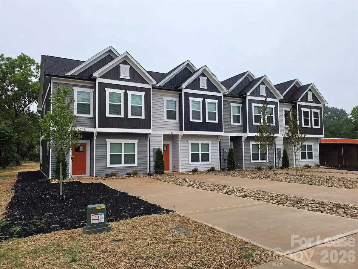 329 S Broad ST, Mooresville, NC 28115