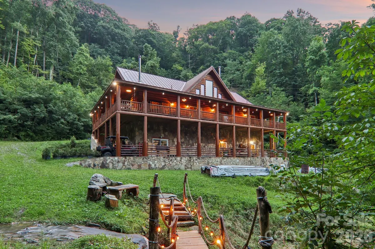 4501 Cove Creek RD, Waynesville, NC 28785