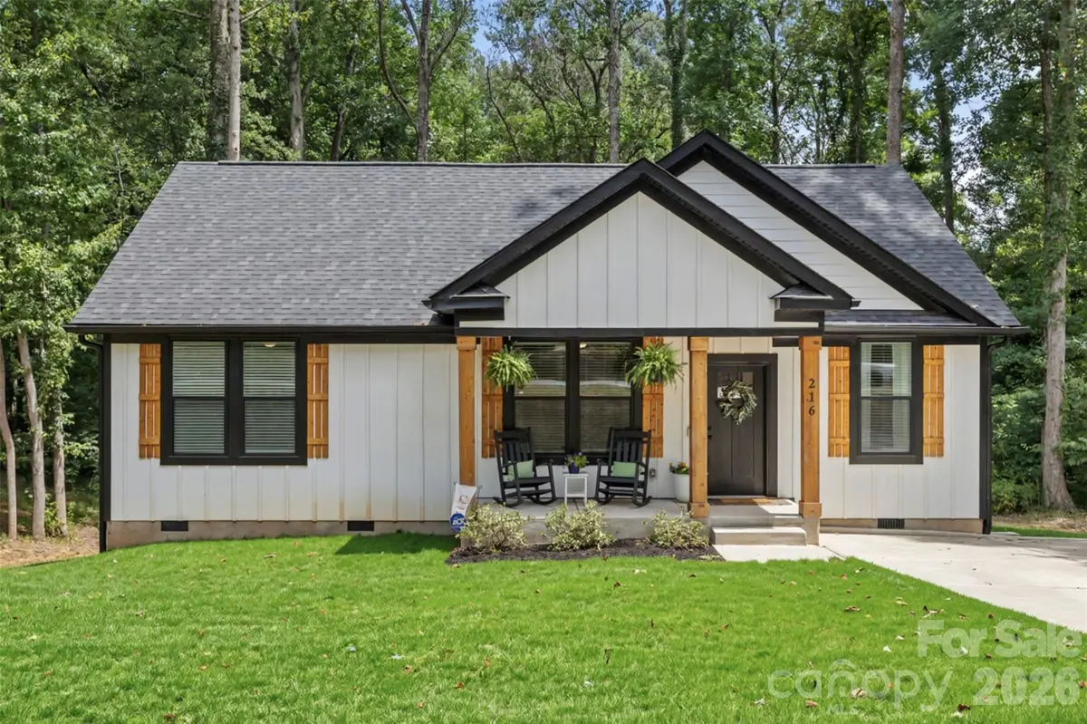 216 Briar Creek RD, Gastonia, NC 28056
