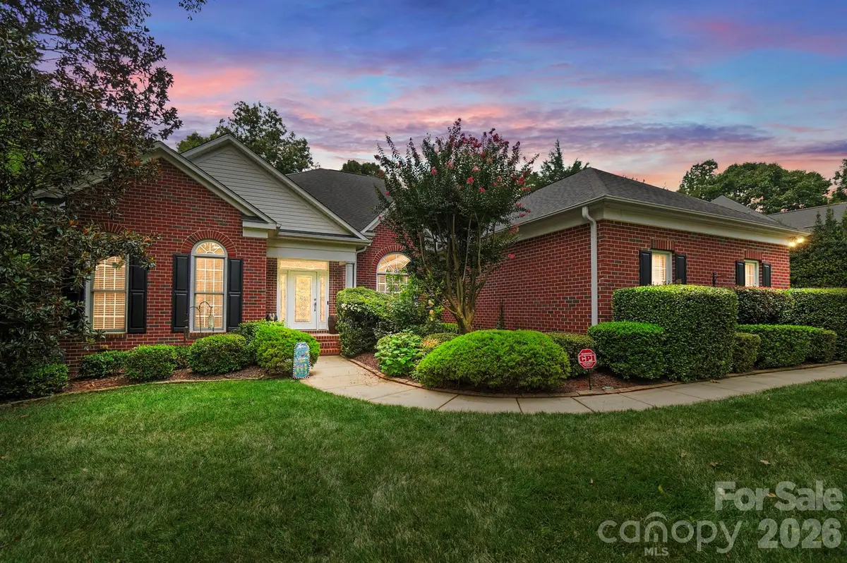 1244 Waynewood DR, Waxhaw, NC 28173