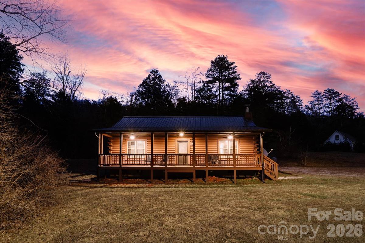 112 Bills Creek RD, Lake Lure, NC 28746