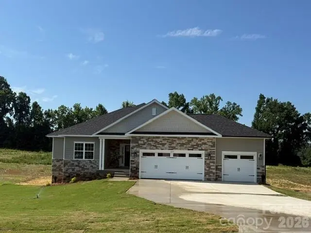 1305 Gardenia DR #37, Mt Ulla, NC 28125