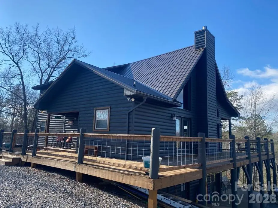 210 Little Rock RD, Marble, NC 28905
