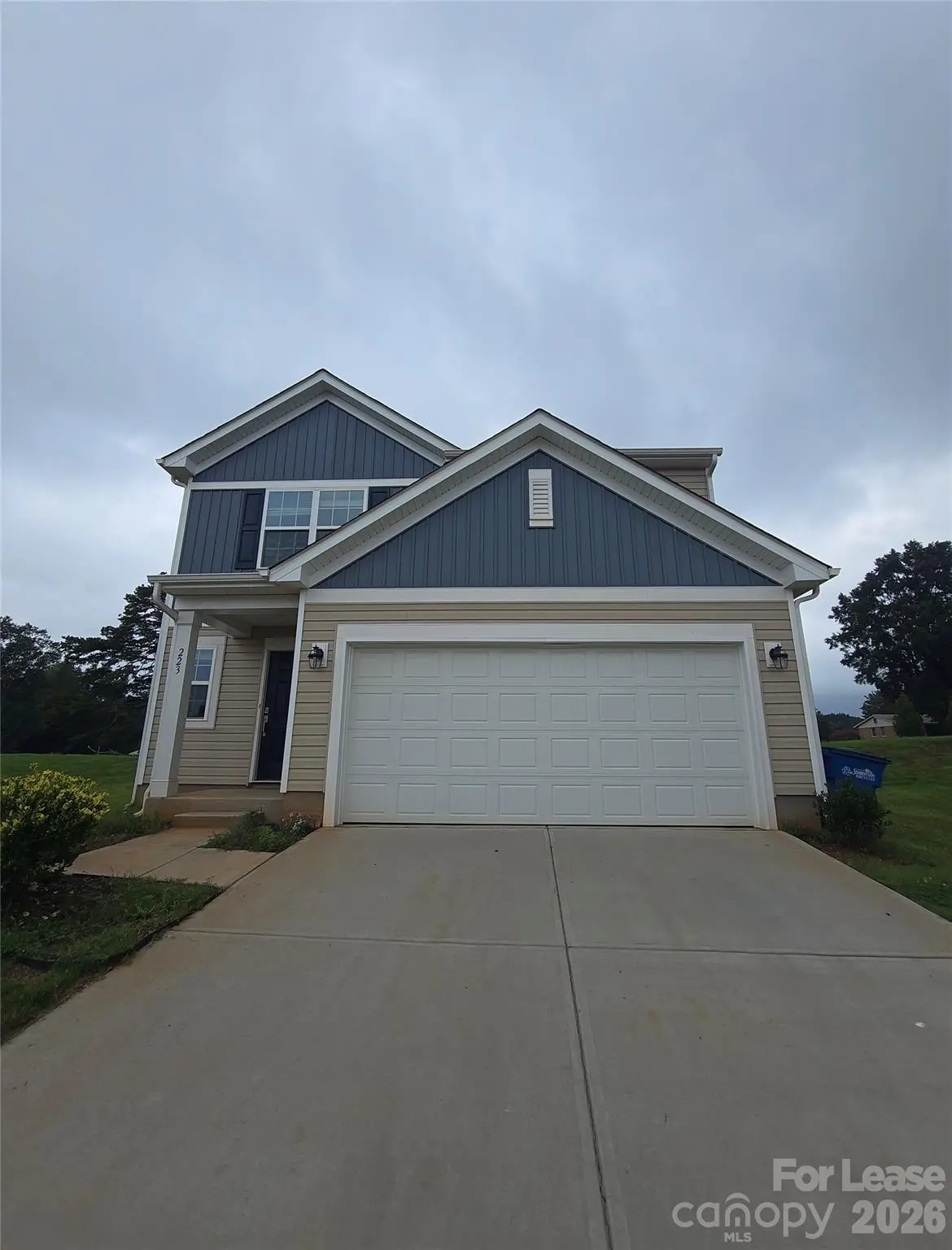 223 Brentwood DR, Statesville, NC 28625