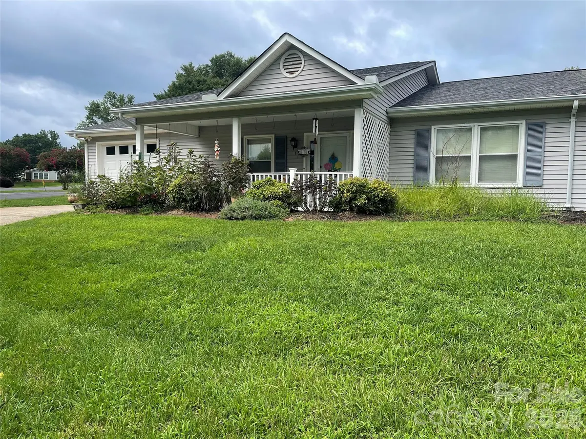 111 Holly CT, Bostic, NC 28018
