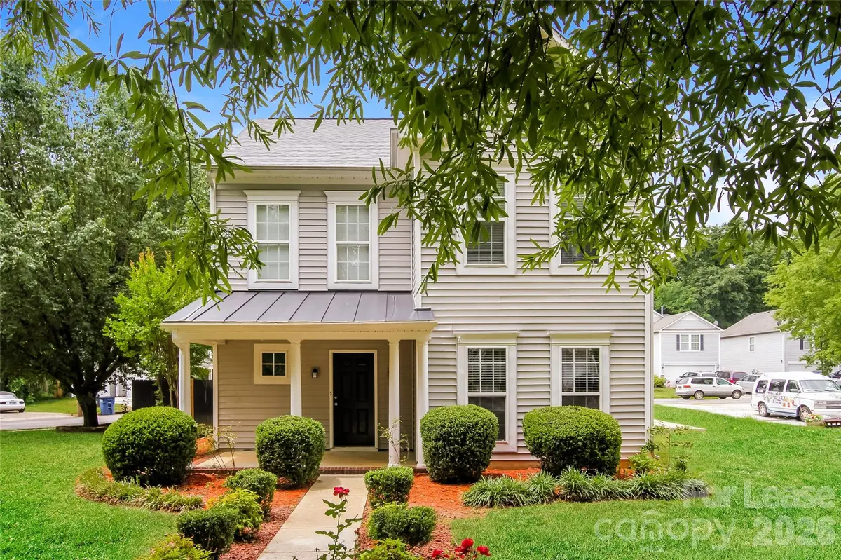 601 N Mulberry ST, Statesville, NC 28677