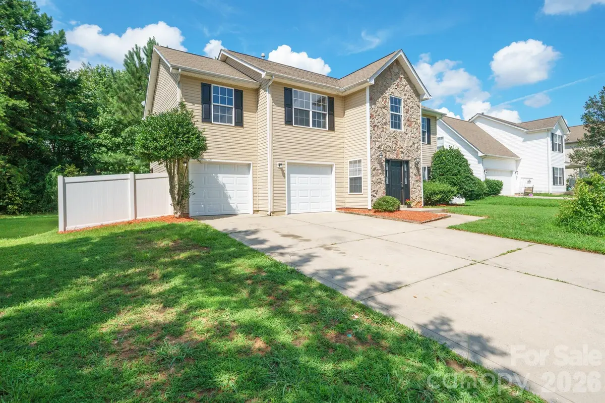 2646 Amber Crest DR, Gastonia, NC 28052