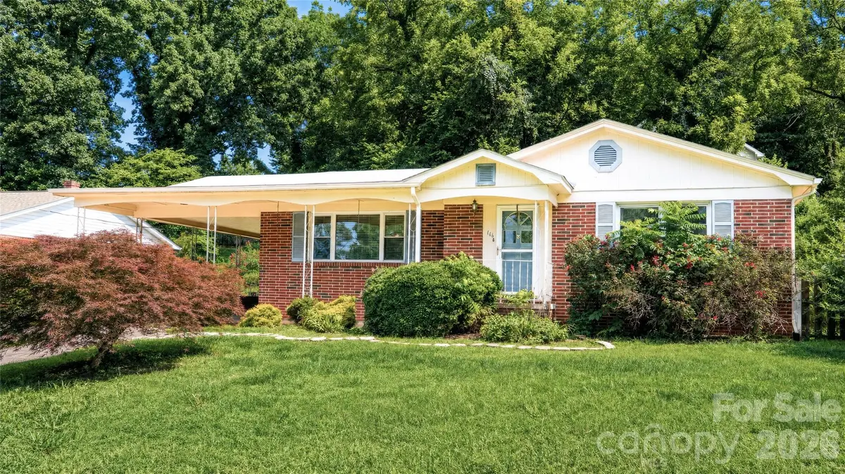 116 Clark ST, Morganton, NC 28655