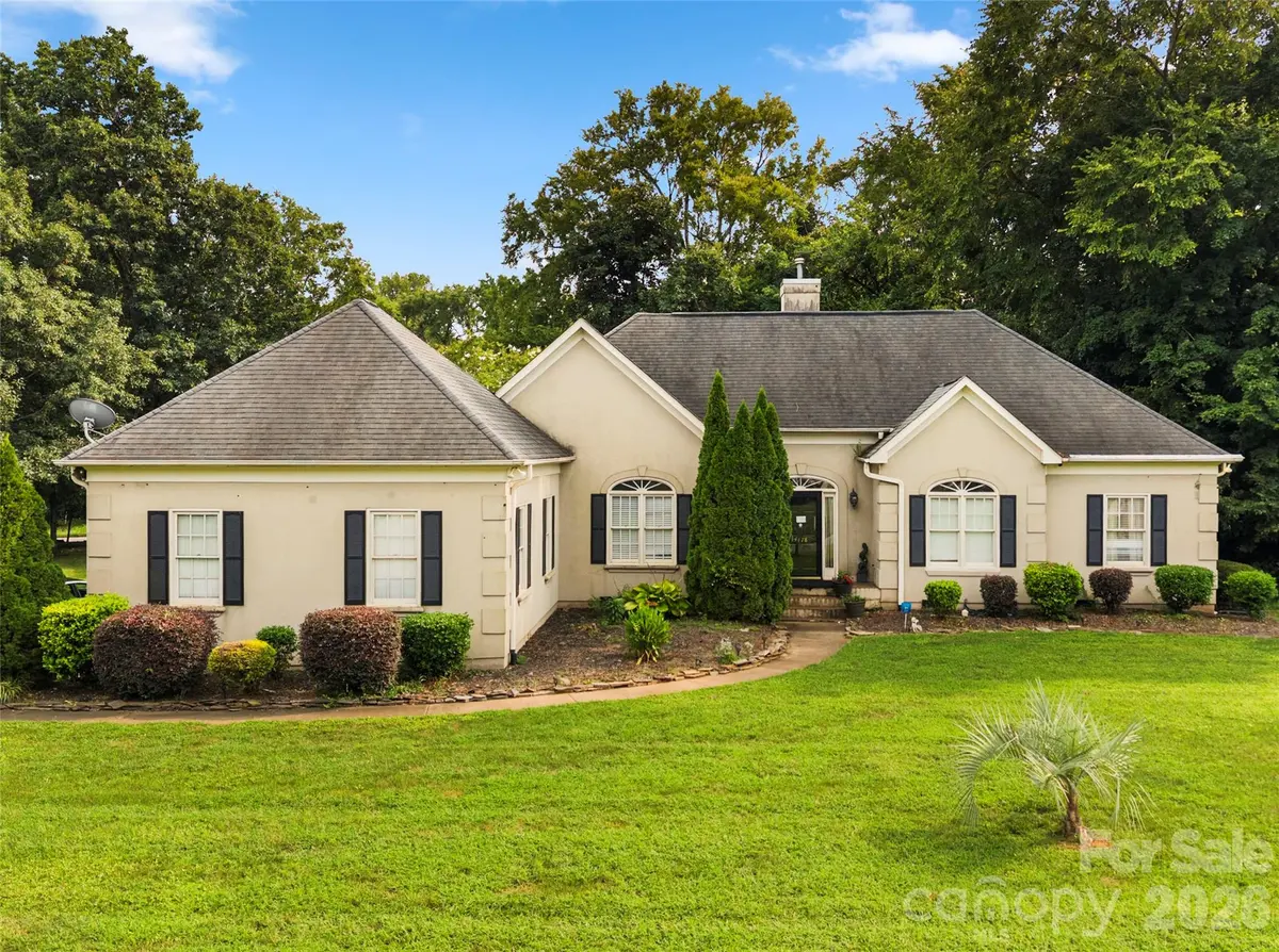 4178 Glen Eagles LN SW #75, Concord, NC 28027