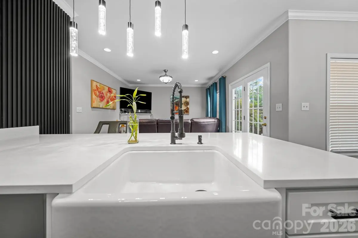 2415 Sweetbriar LN, Rock Hill, SC 29732