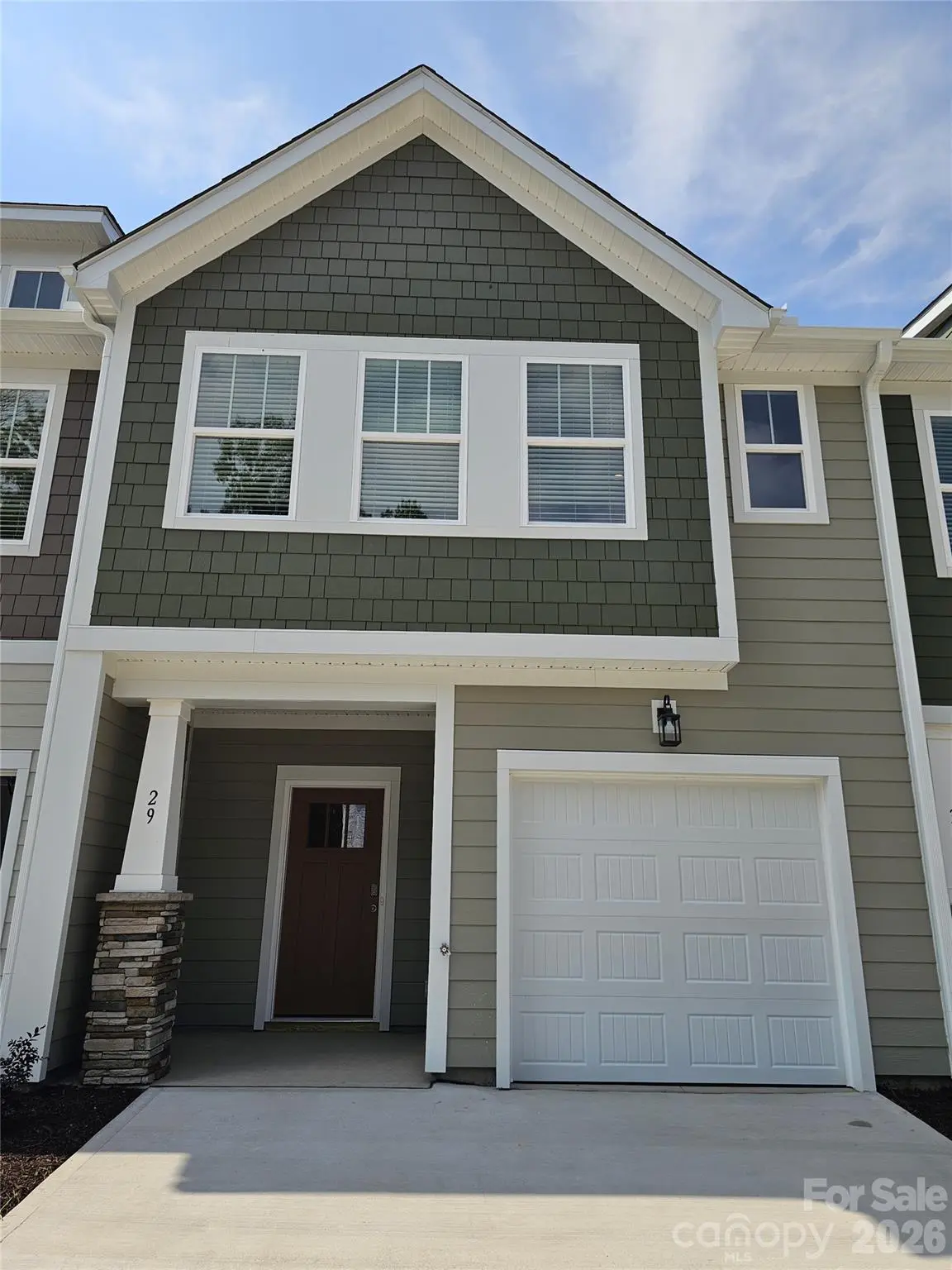 29 Oleetah Falls WAY, Hendersonville, NC 28792