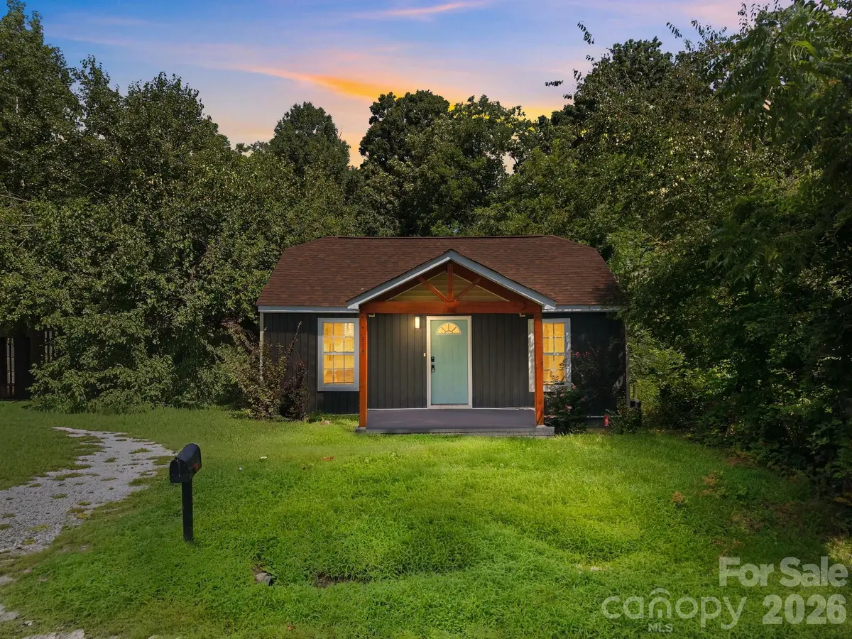 315 Pineview ST, Kannapolis, NC 28083