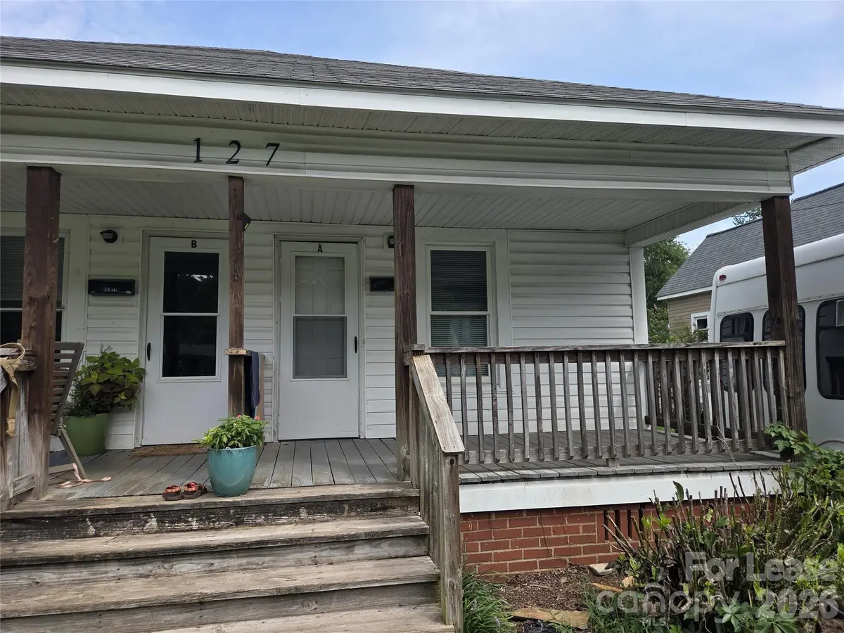 127 Maple ST #a, Mooresville, NC 28115