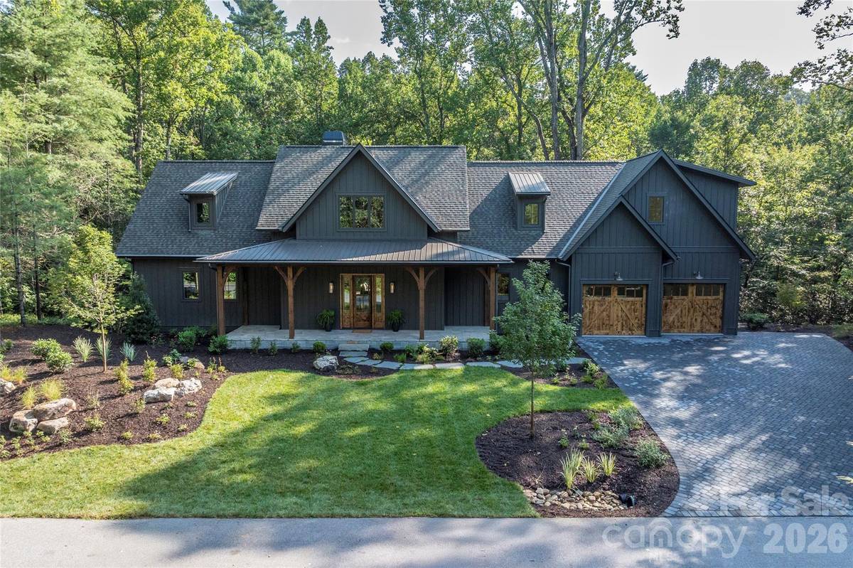 55 Settlers CV, Brevard, NC 28712