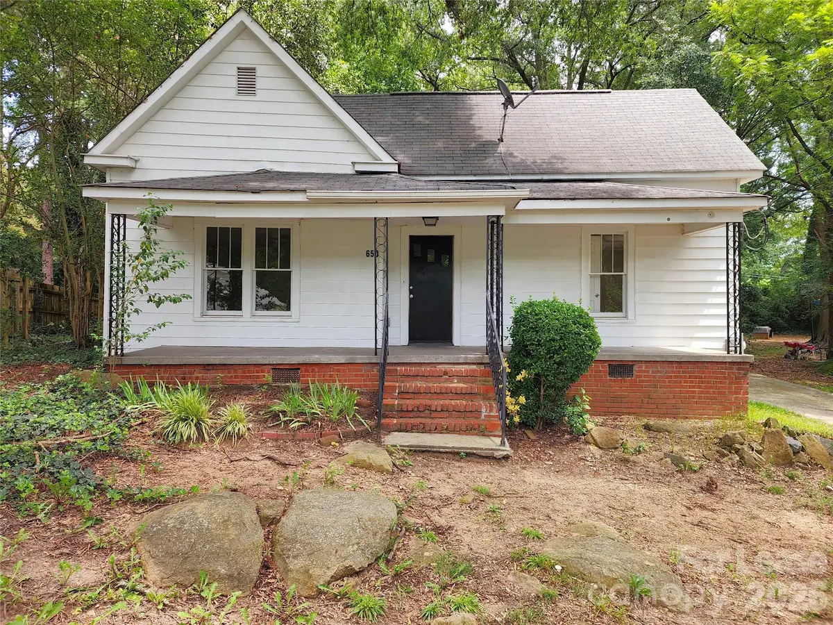 650 Harris ST NW, Concord, NC 28025