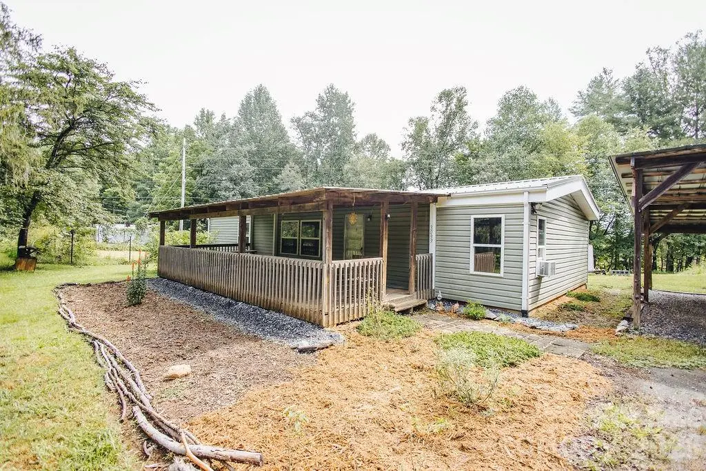 3099 Harmony Grove RD, Nebo, NC 28761