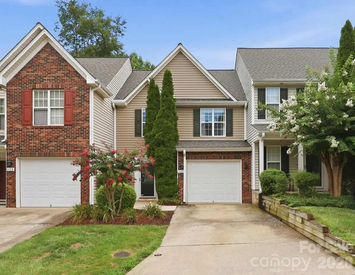 1169 Academic DR, Winston Salem, NC 27106