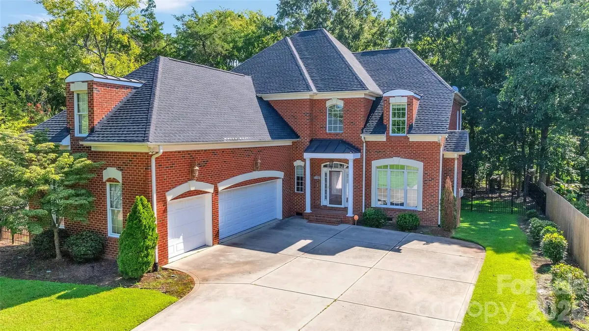 4995 Rea RD, Charlotte, NC 28226
