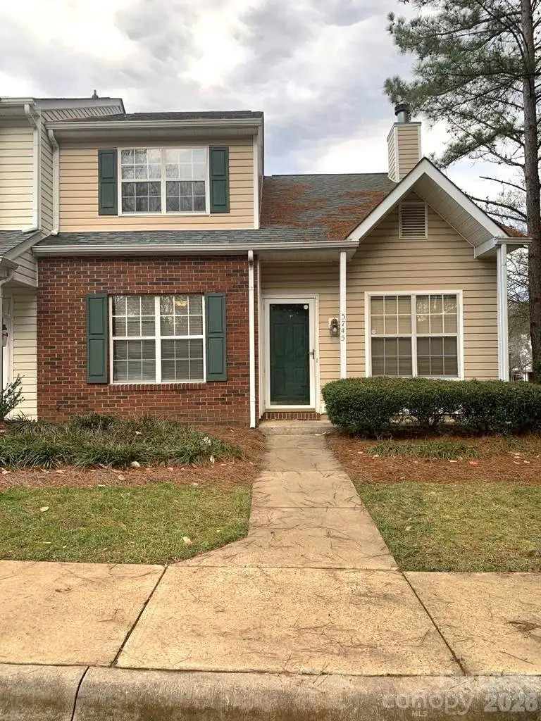 5745 Prescott CT, Charlotte, NC 28269