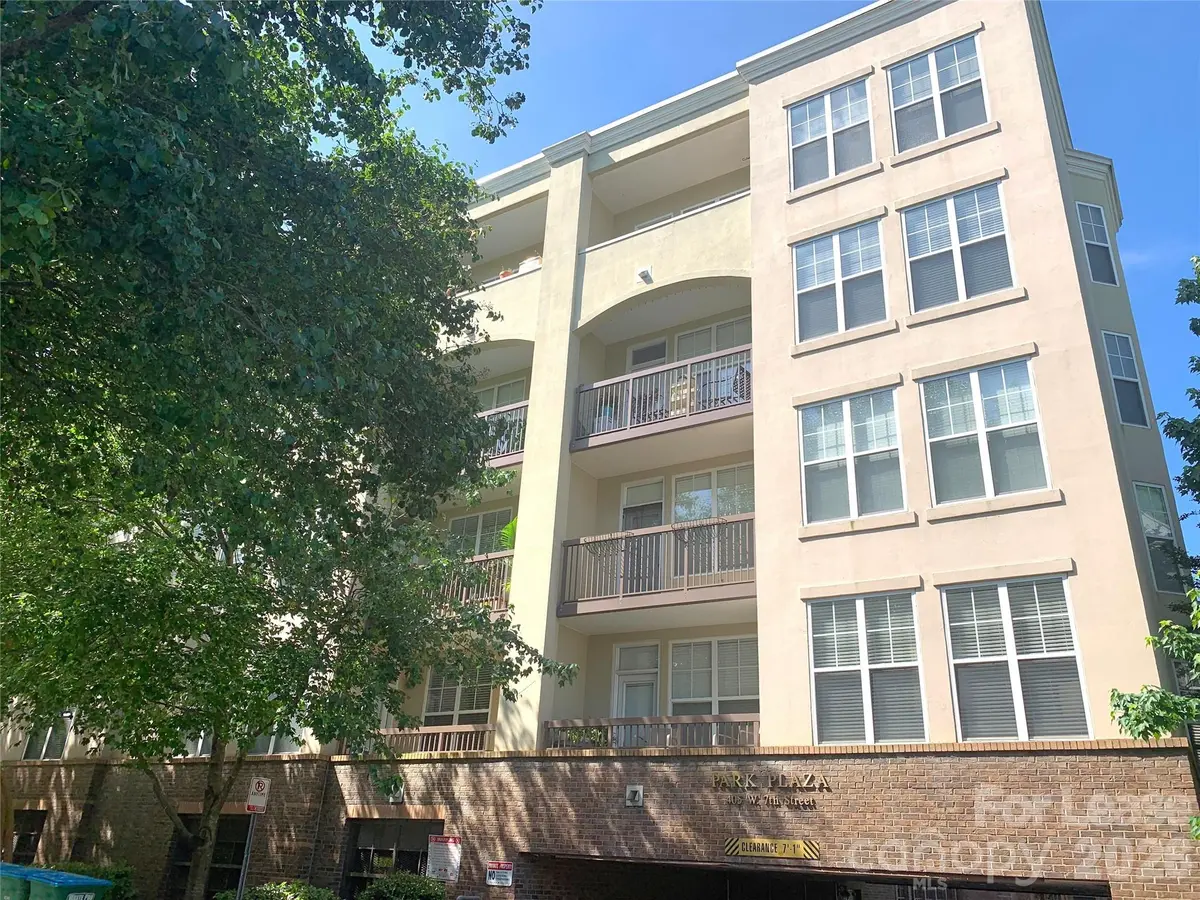 405 W 7th ST #208, Charlotte, NC 28202